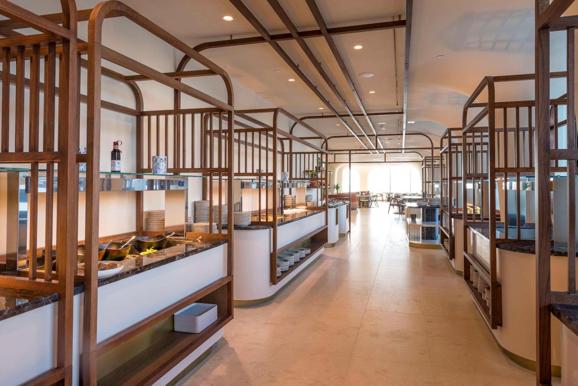Isla Brown Corinthia Resort & Spa, Curio Collection By Hilton Άγιοι Θεόδωροι Εξωτερικό φωτογραφία The buffet at the lounge