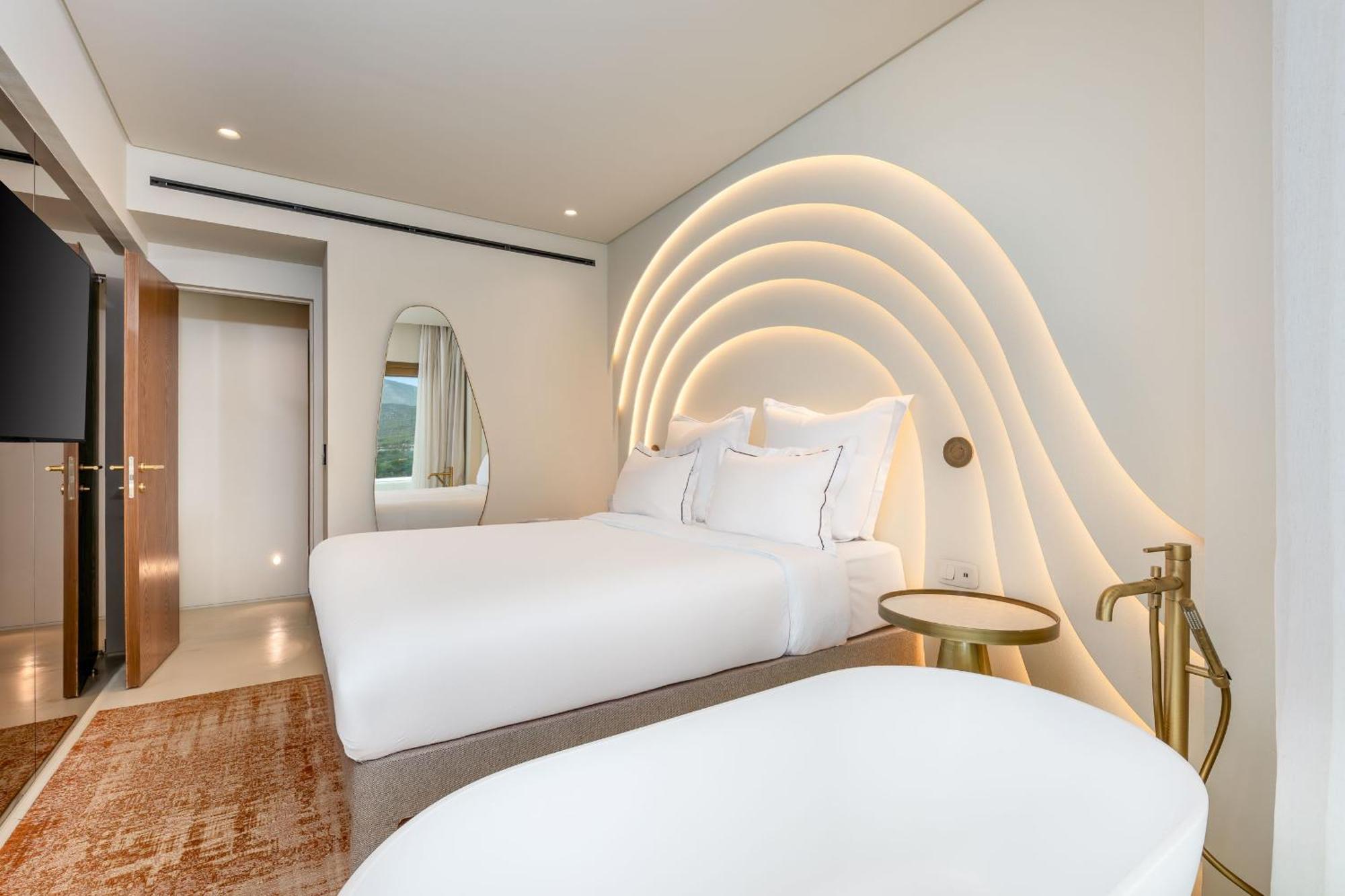 Isla Brown Corinthia Resort & Spa, Curio Collection By Hilton Άγιοι Θεόδωροι Δωμάτιο φωτογραφία Deluxe Room
